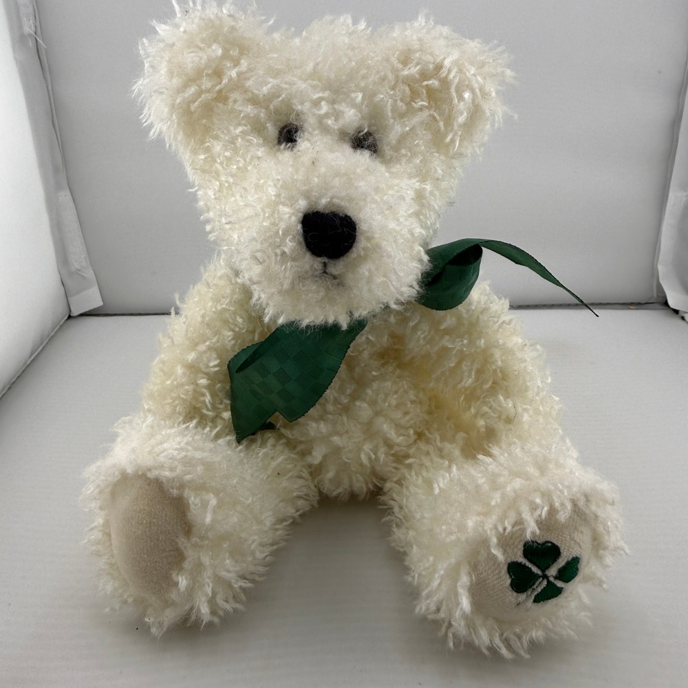 Boyds Bears B.Y. Lotsaluck Plush Bear Cream Green Shamrock 11in 917370